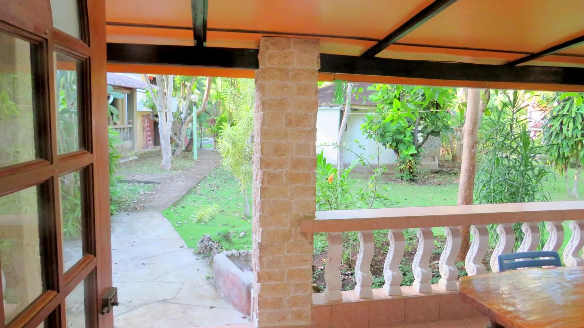 Alonaland Resort Panglao 2*,  Philippines