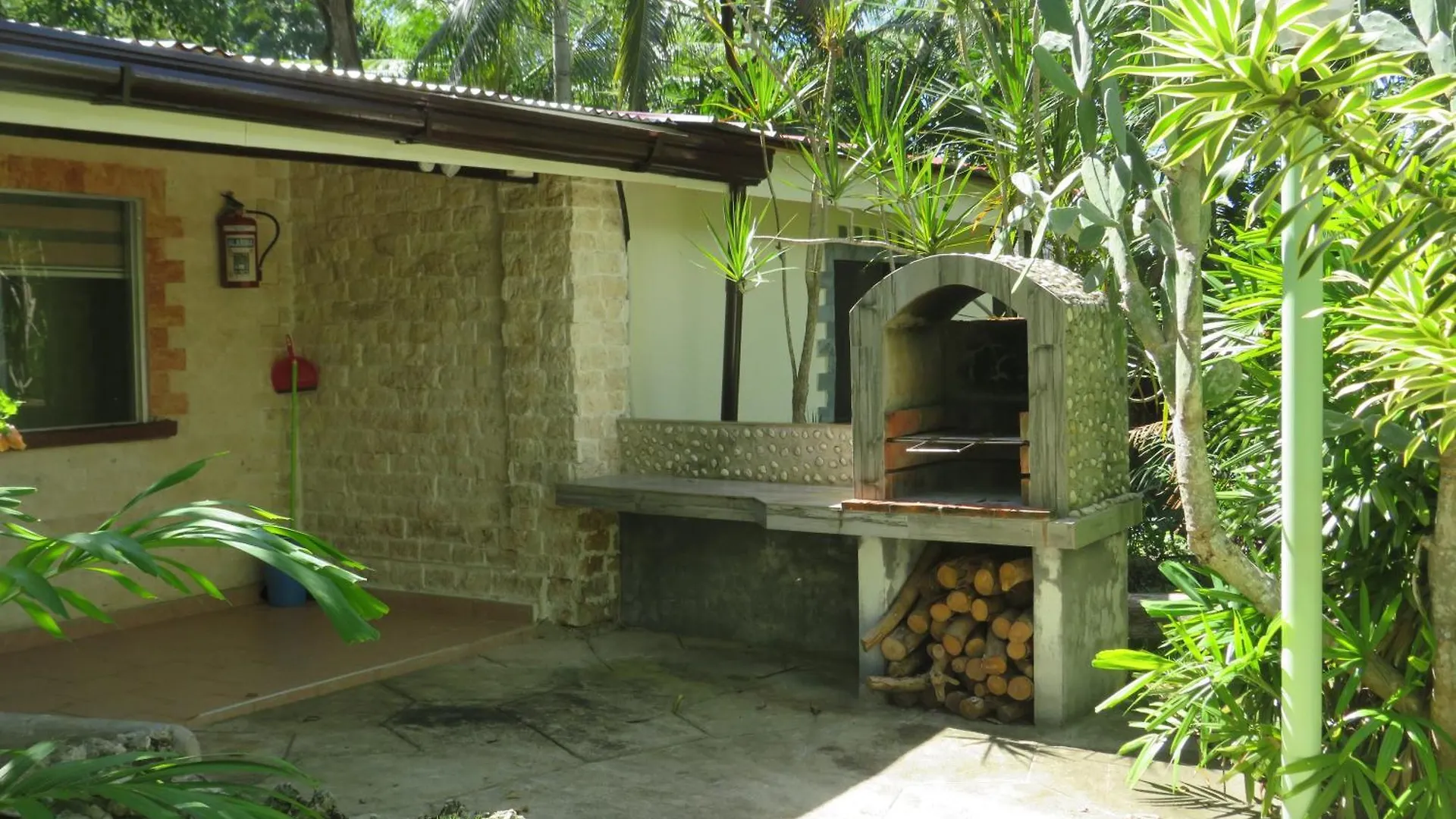 Alonaland Resort Panglao