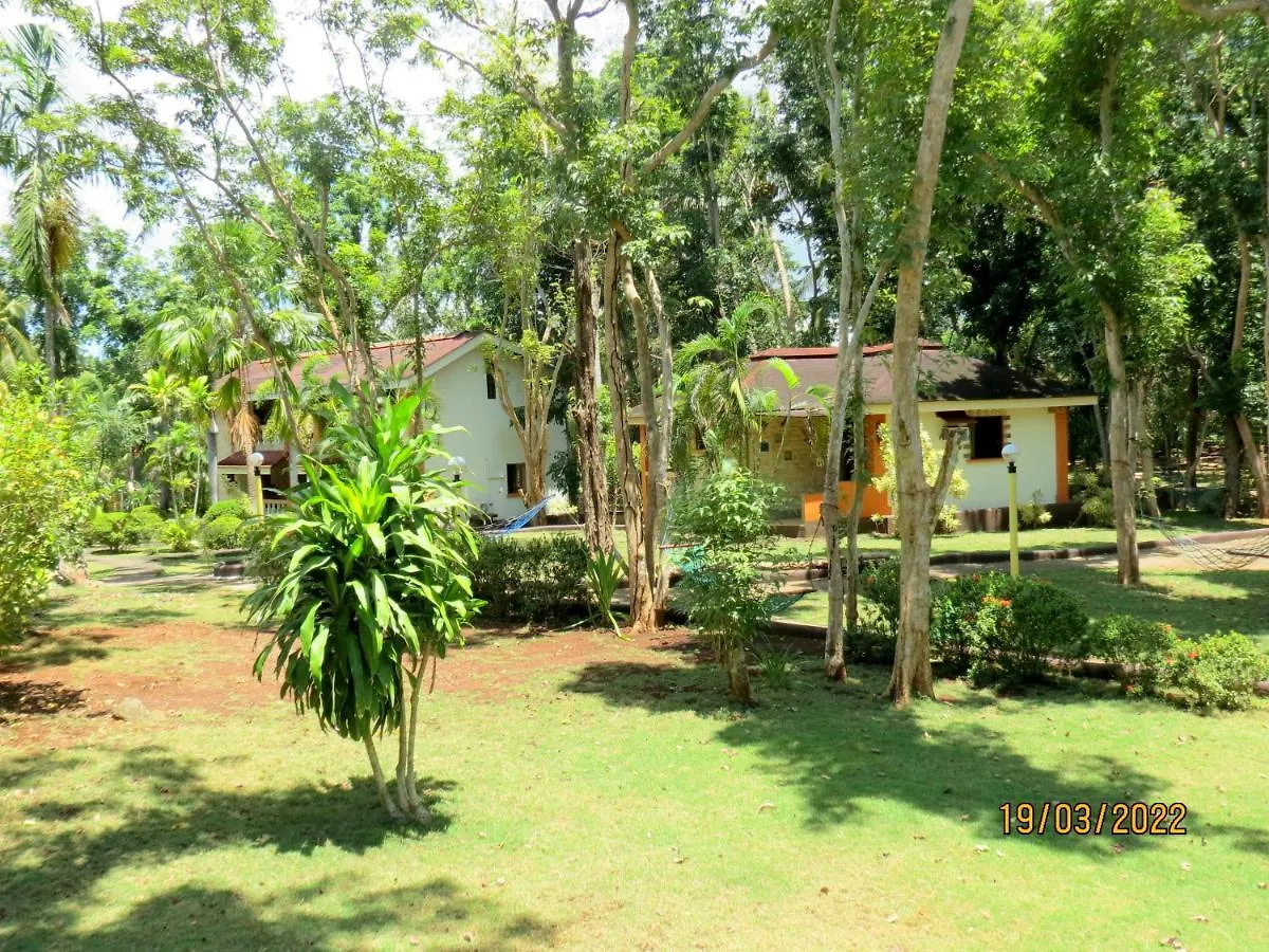 Alonaland Resort Panglao 2*,