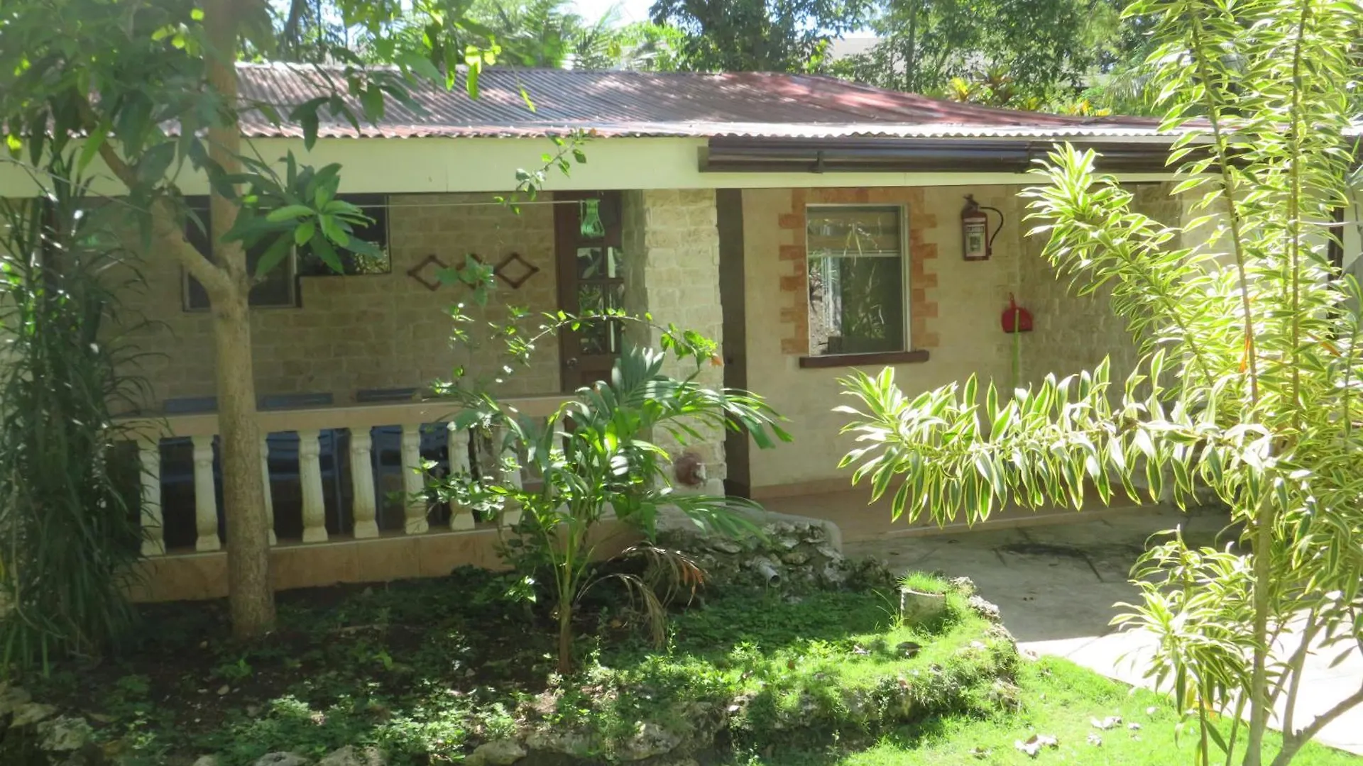 Alonaland Resort Panglao