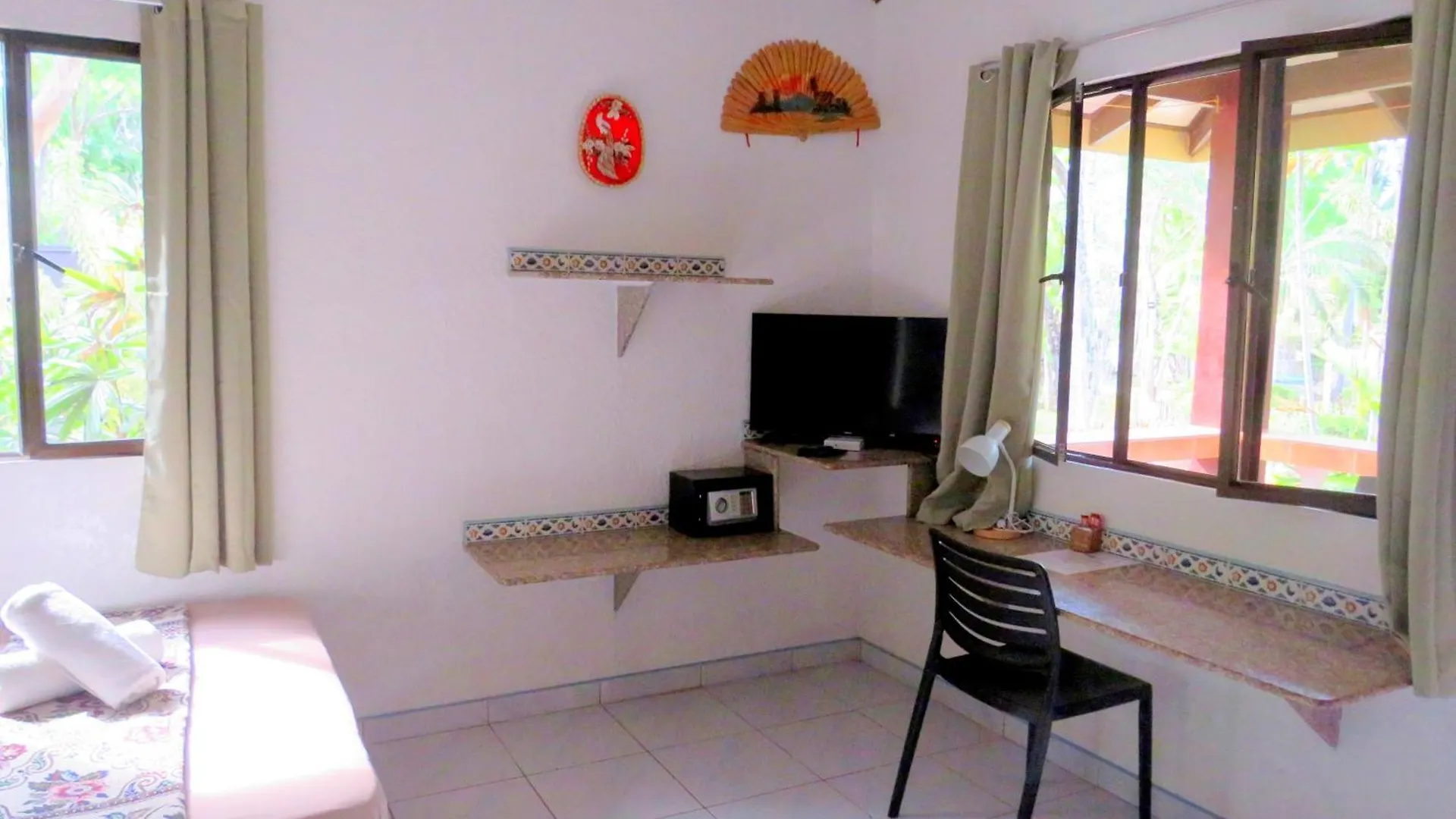 Alonaland Resort Panglao